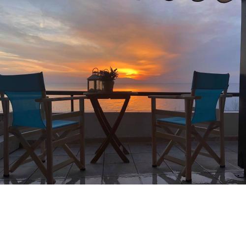 Superior, comfortable seaside home with amazing view