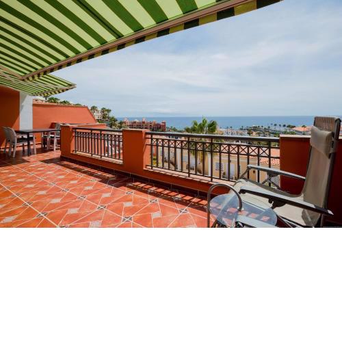 Superior Del Duque ocean view 2 bedroom apartment