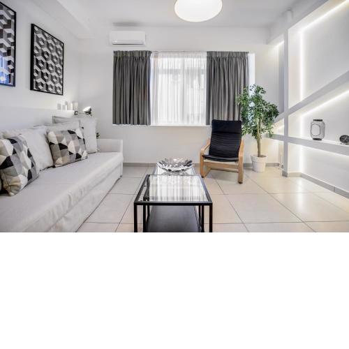Supreme B1 Apartment in Syntagma