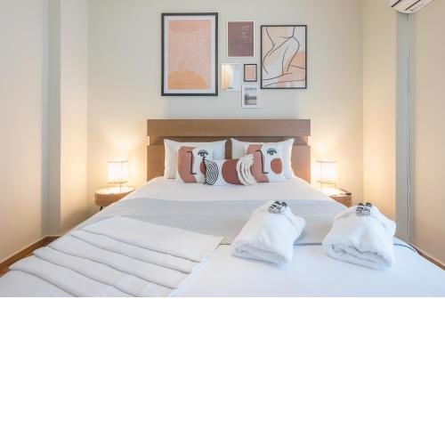 Supreme Suite with balcony by Cloudkeys