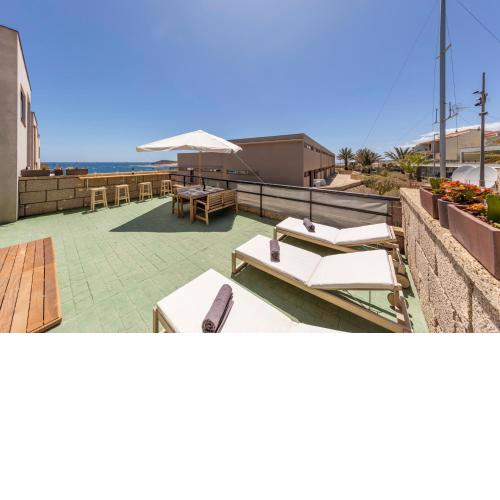 SURFERS PARADISE BEACH HOUSE - by MEDANO4YOU