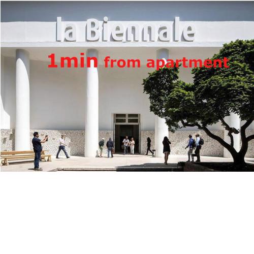Susy Biennale Apartment - Canal View and Garden