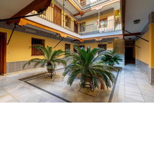 SVL - Sunny and bright apartment at historical Center