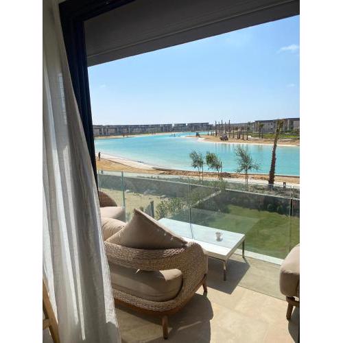 Swan Lake North Coast 5 Bedroom Villa Amazing Views to the Crystal Lagoon