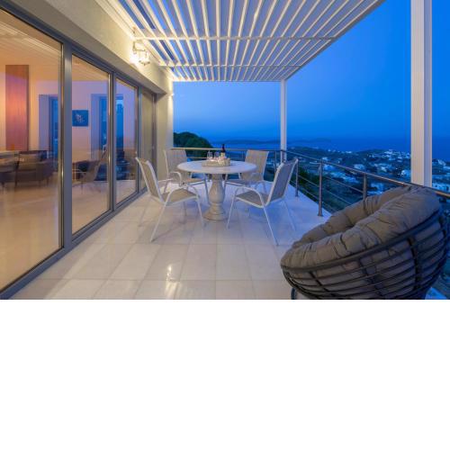 Syros Luxury Living