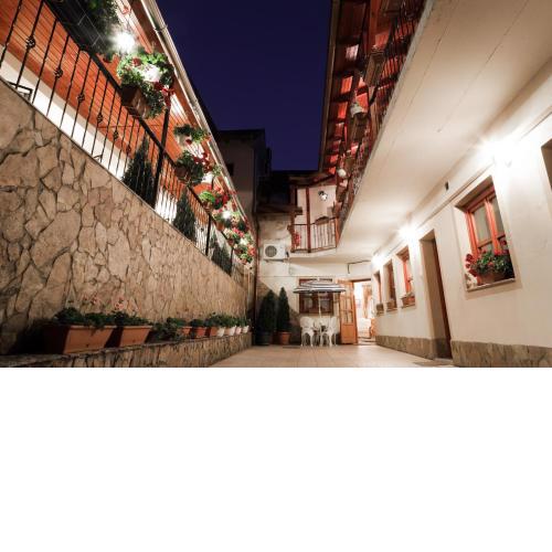 Szinbád Hotel
