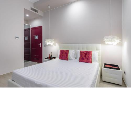 Tama Rooms