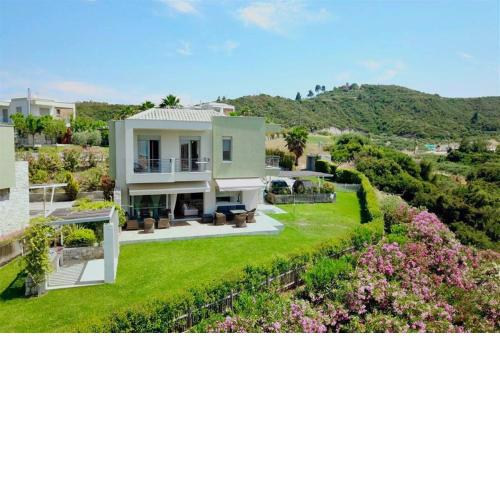 Tamara Luxury Villa Pefkohori (5 bedrooms 12 guests)