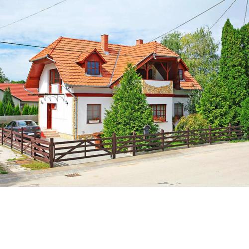 Tamás Ház