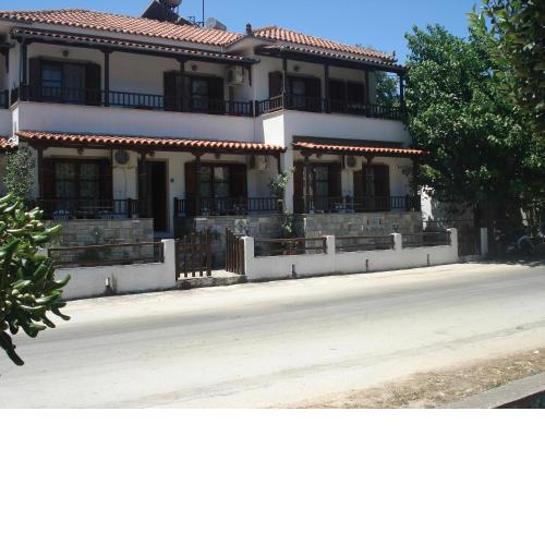 Tanias House
