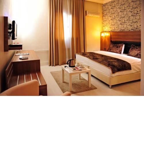 Tanik Hotel
