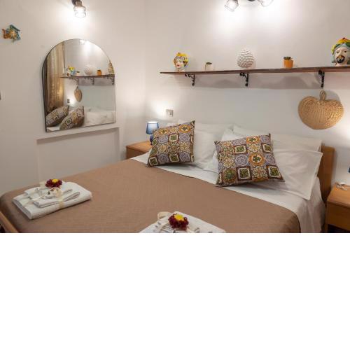 [TAORMINA-GIARDINI NAXOS] Incantevole casa mare