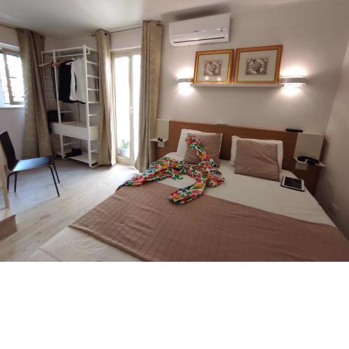 Taormina House