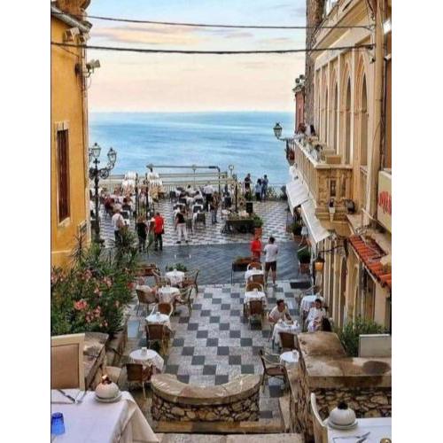 Taormina-Naxos Apart