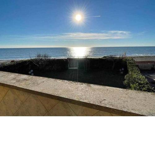 Tarquinia Lido - Villa Velca sulla spiaggia