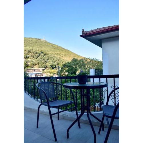 Tasos house