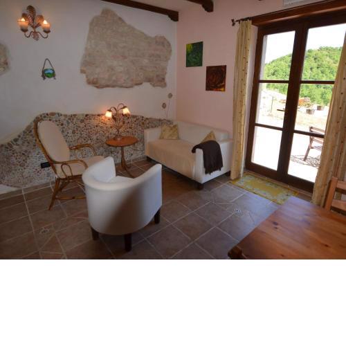 Tasteful Apartment in Pergola with Private Terrace