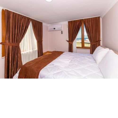 Tavra hotel