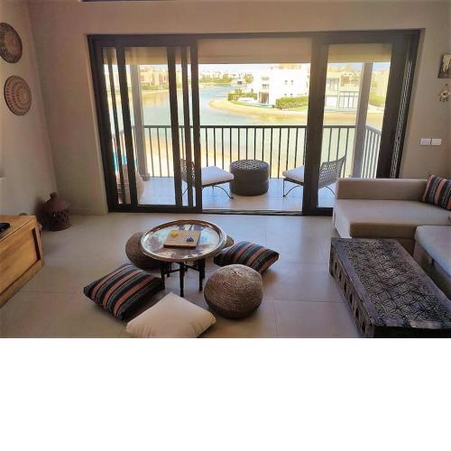 Tawila - Lovely 2-bedroom unit with shared pool