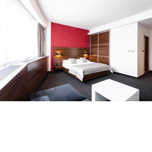 Tempus Club Garni Hotel