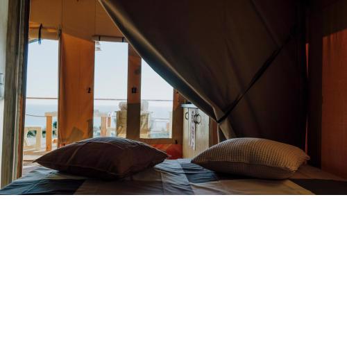 Tendu' Punta Bianca Glamping Camp