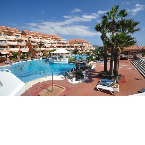 Tenerife Royal Gardens 19 - One Bed front line with amazing sea views