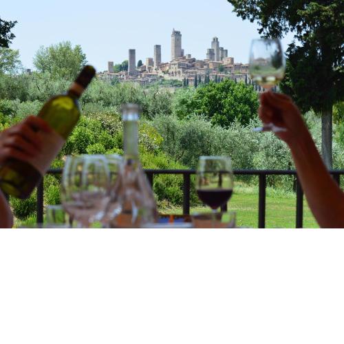 Tenuta Guardastelle - Agriturismo and vineyard