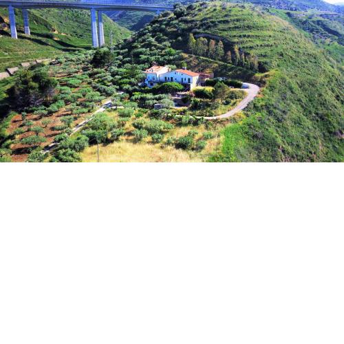 Tenuta Petreria 1 con accesso diretto al mare