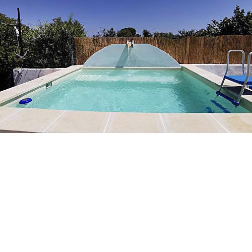terra rossa casa di campagna con piscina