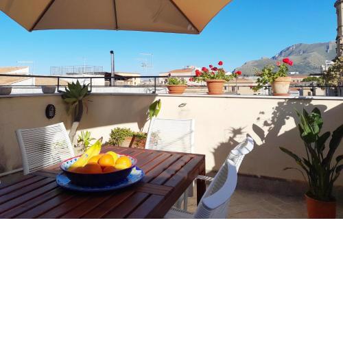 [TERRACE WITH VIEW] Attic in old town BallarHome