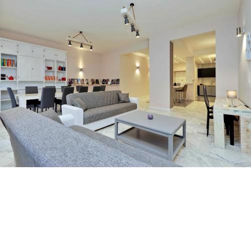 TERRACED APARTMENT - Metro to Vatican & center