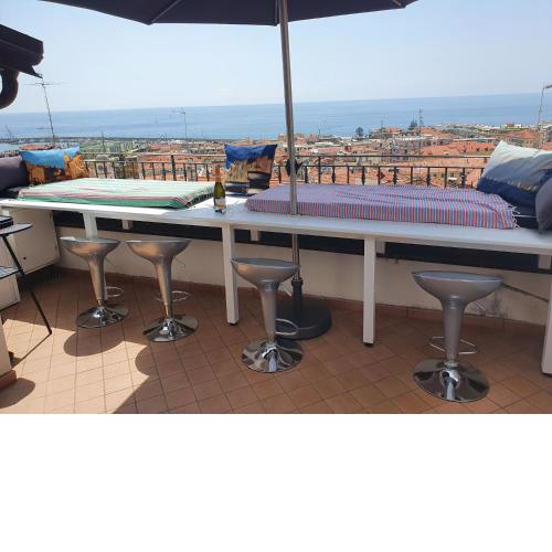 Terrassentraum mit Meeresblick