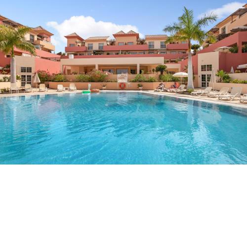 Terrazas del Duque Beach Apartment