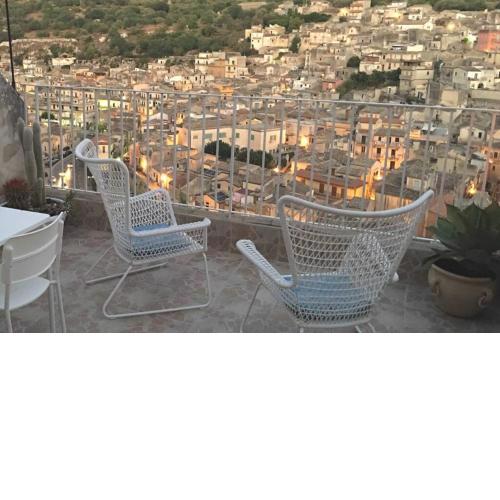 Terrazza con vista 'casa Ziicedda'