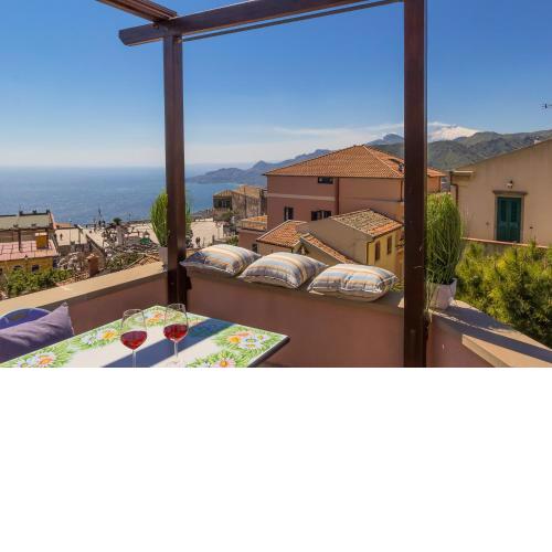Terrazza Durazzesca - Il Belvedere sul Golfo
