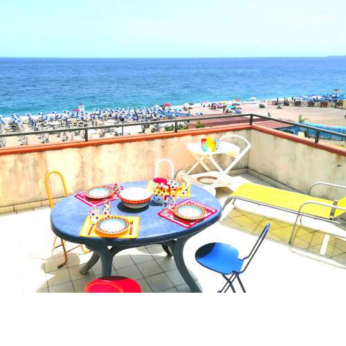 Terrazza sul mare