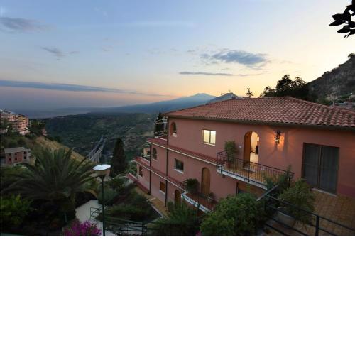 Terrazza Sull'Etna Holidays Apartment