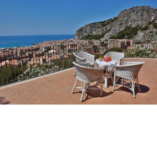 Terrazze Ponente e Levante - by Vacation Service