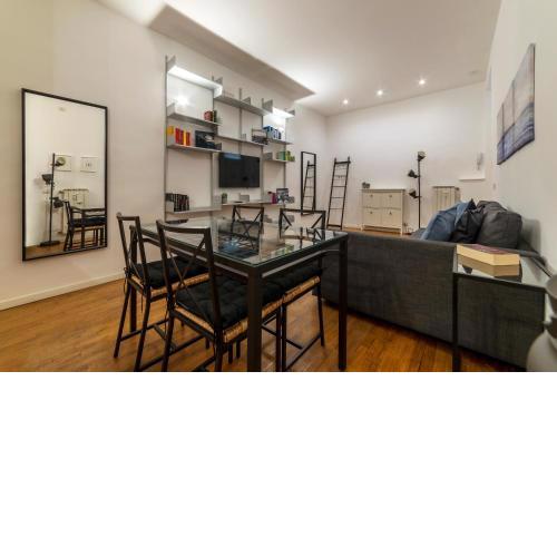 Testaccio & Piazza Liberatrice Apartment