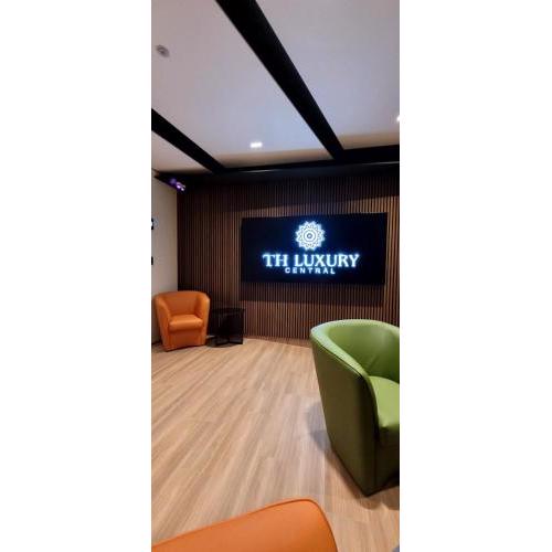 Th Luxury Central