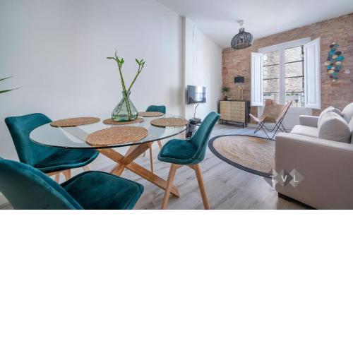 TH117 Apartamento con terraza en la Parte Alta
