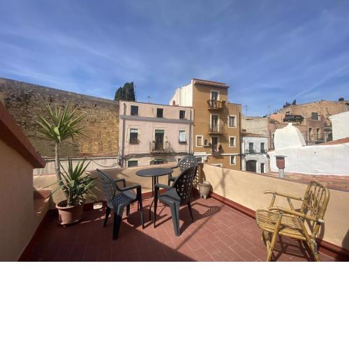 TH70 Duplex Sant Joan con terraza privada