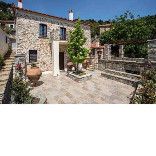Thalia Traditional Guest House