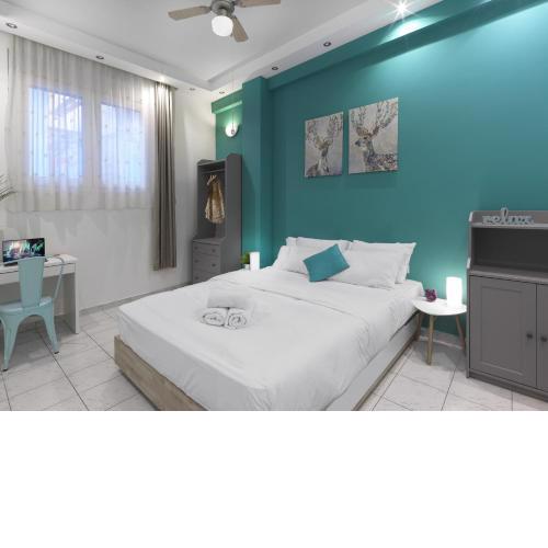 The ACROPOLITAN · Your Home under the Acropolis