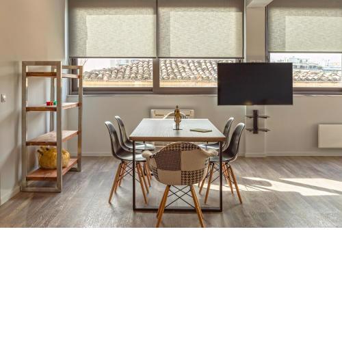 THE apartment 2 BDRS/2 BATHS luxury residence