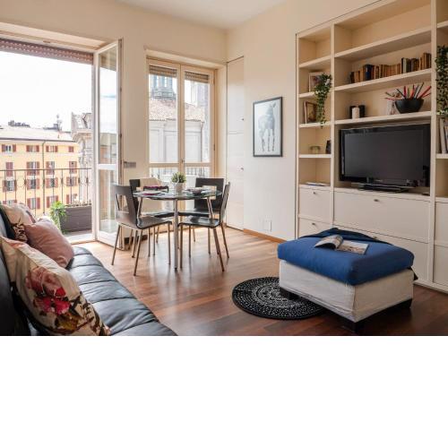 The Best Rent - Bright two rooms apartment near Cattolica University