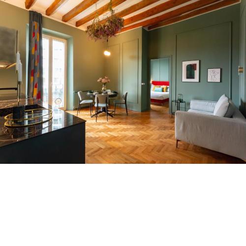 The Best Rent - Ca24 Isola Design Apartment