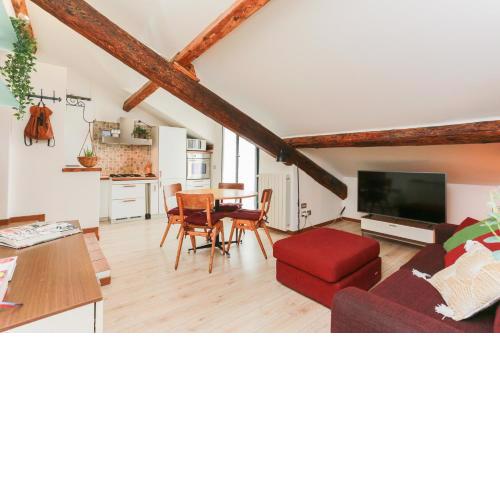 The Best Rent - Cozy Attic With View