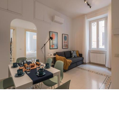 The Best Rent - Sunny three-bedroom apartment near Ottaviano metro stop