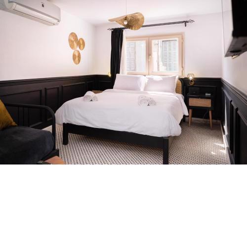 The Bold Signature 1BDR Studio Cairo's Downtown